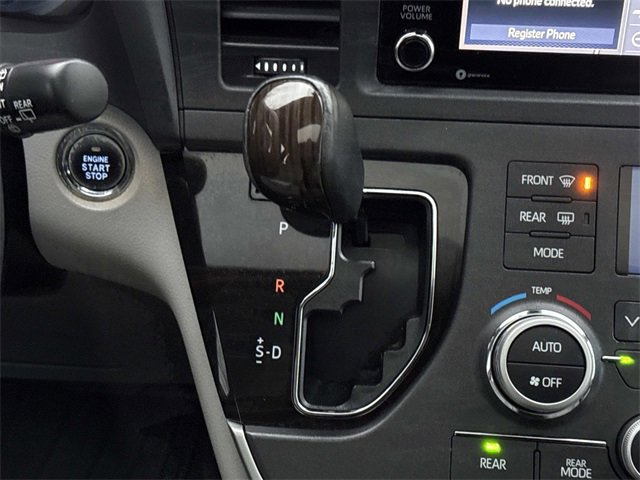 Used 2020 Toyota Sienna XLE image 16