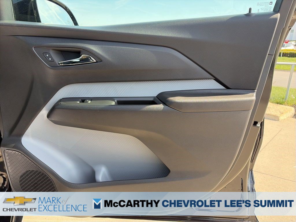 New 2027 Chevrolet Bolt LT FWD image 25