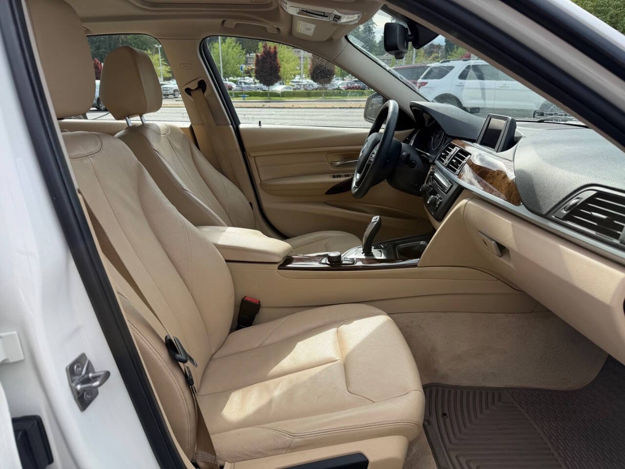 Used 2014 BMW 328d xDrive Sedan AWD/4WD image 19