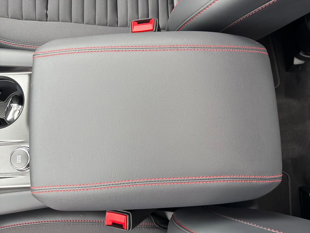 New 2026 Ford Explorer ST-Line w/ ST-Line Street Pack image 26