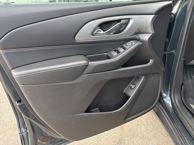 Used 2018 Chevrolet Traverse LT FWD image 5