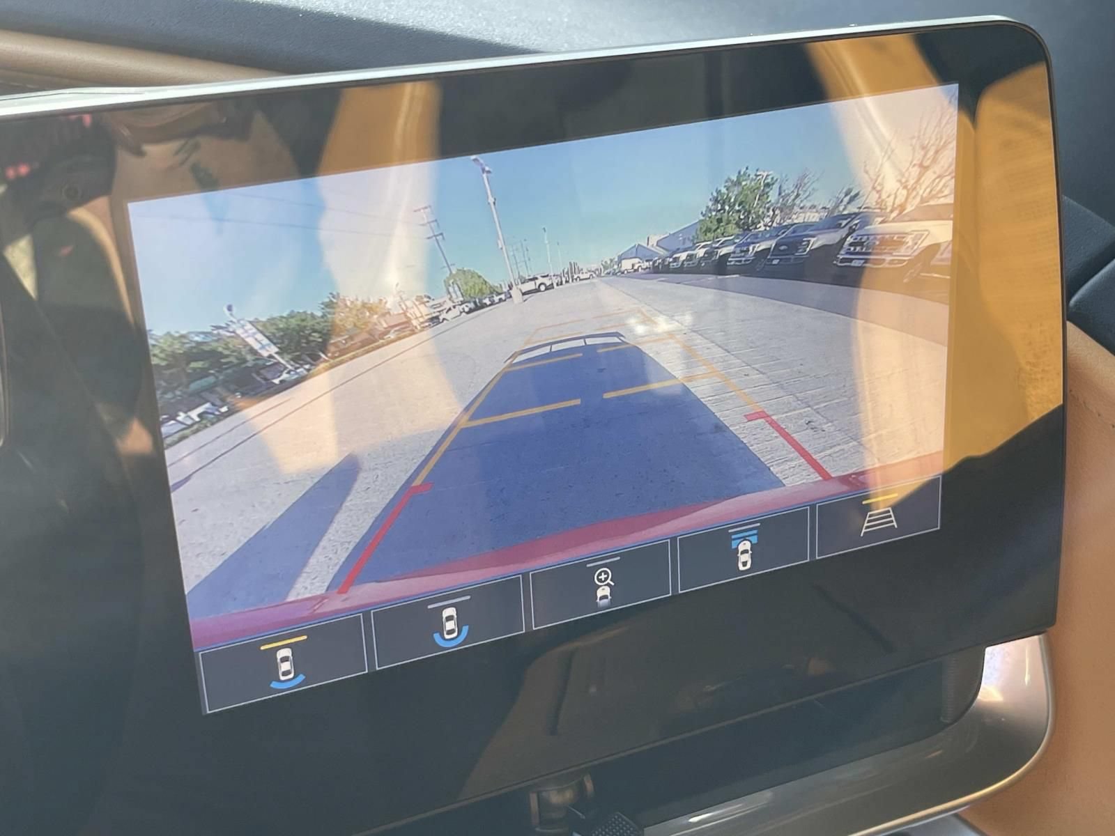 Used 2020 Chevrolet Corvette Stingray Preferred Cpe w/ 2LT Preferred Equipment Group RWD image 16