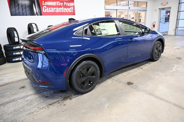 New 2026 Toyota Prius LE image 5