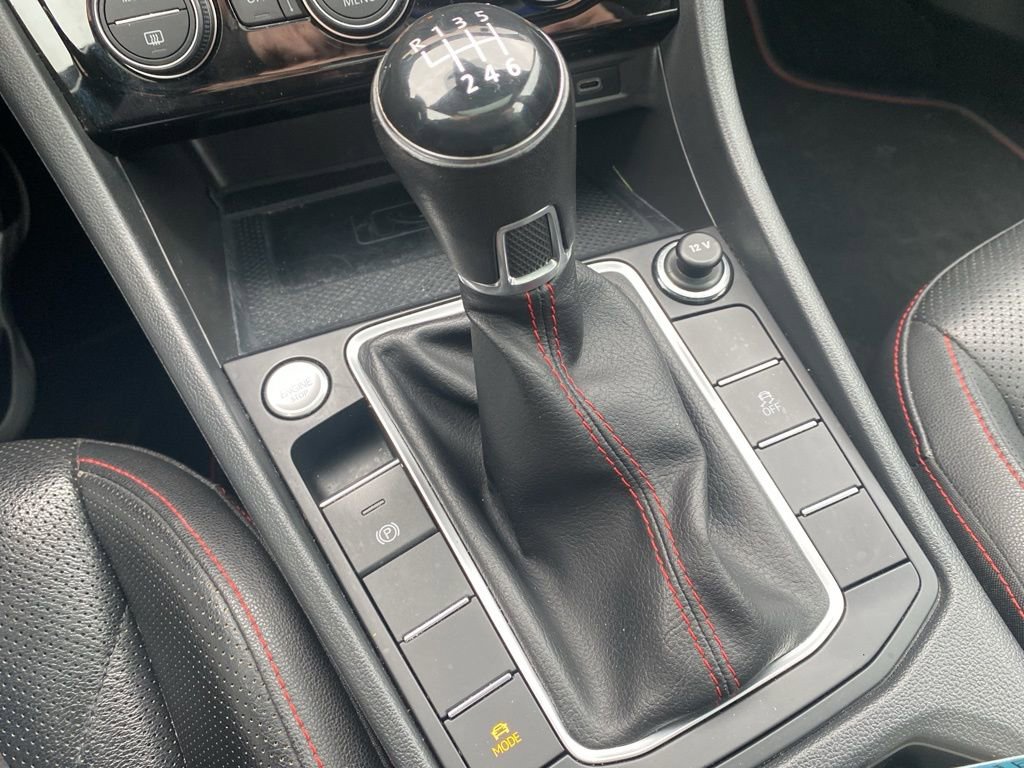 Used 2021 Volkswagen Jetta GLI Autobahn FWD image 12