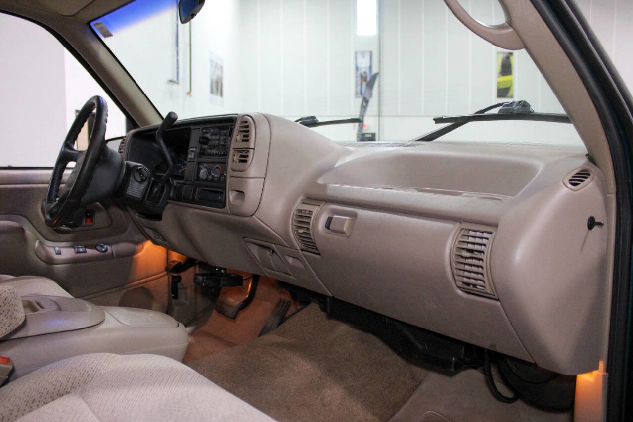 Used 1996 Chevrolet Silverado 2500 C2500 Cheyenne 2dr Extended Ca image 35
