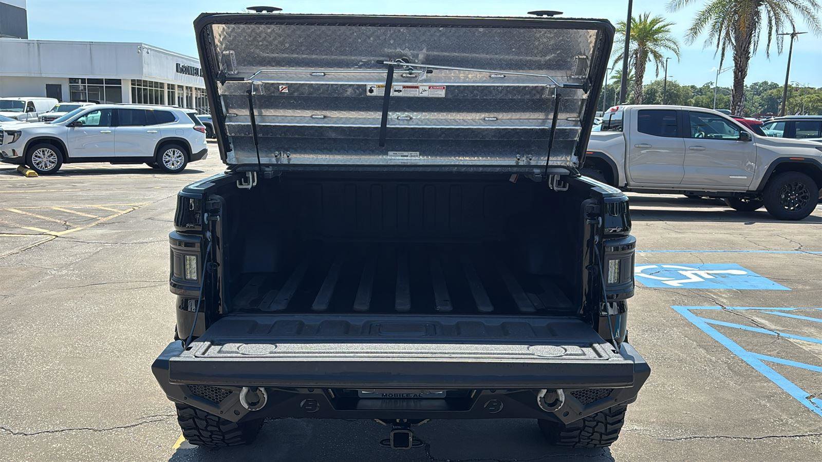 Used 2020 Jeep Gladiator Rubicon AWD/4WD image 7