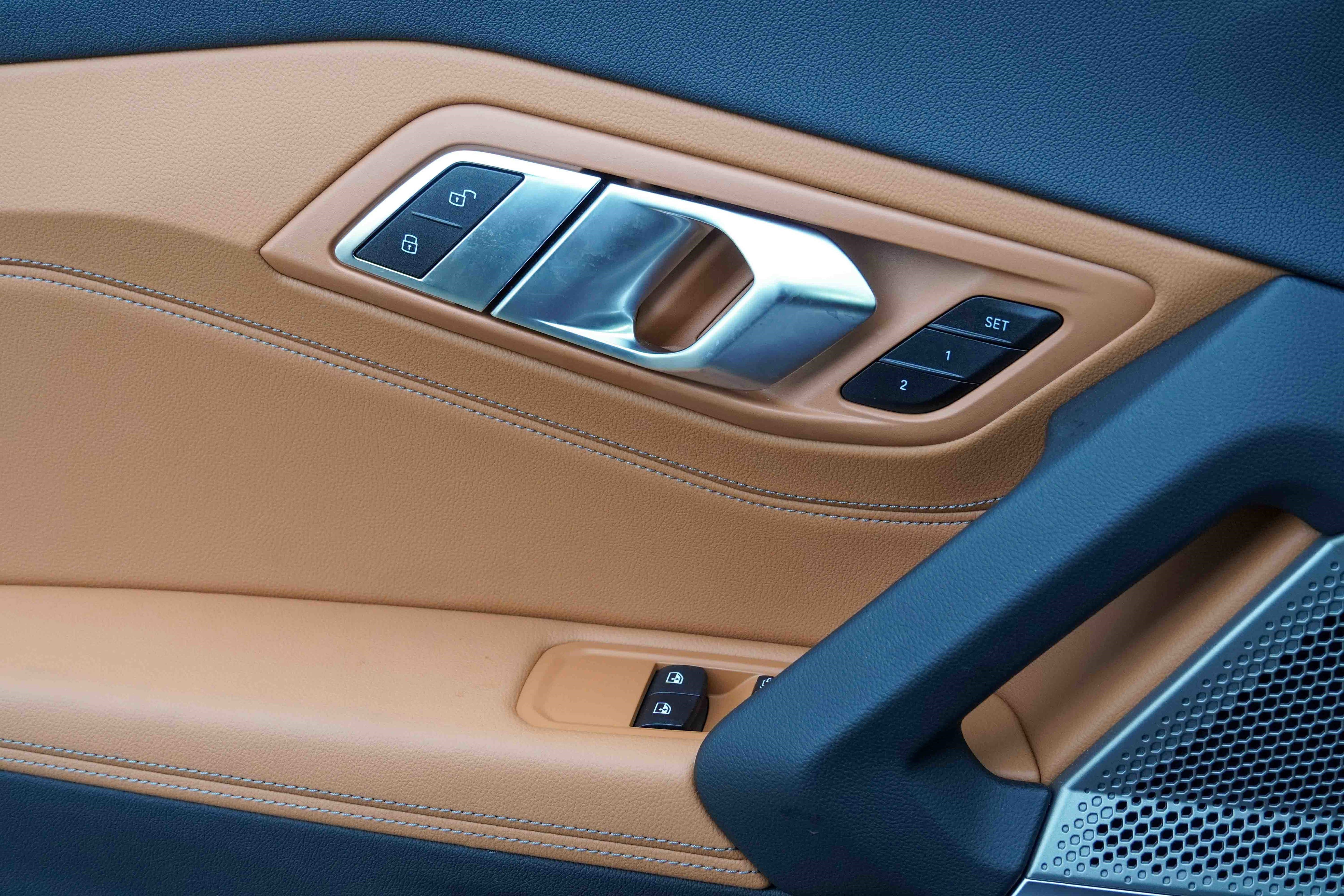 Certified 2025 BMW Z4 M40i w/ Premium Package image 15