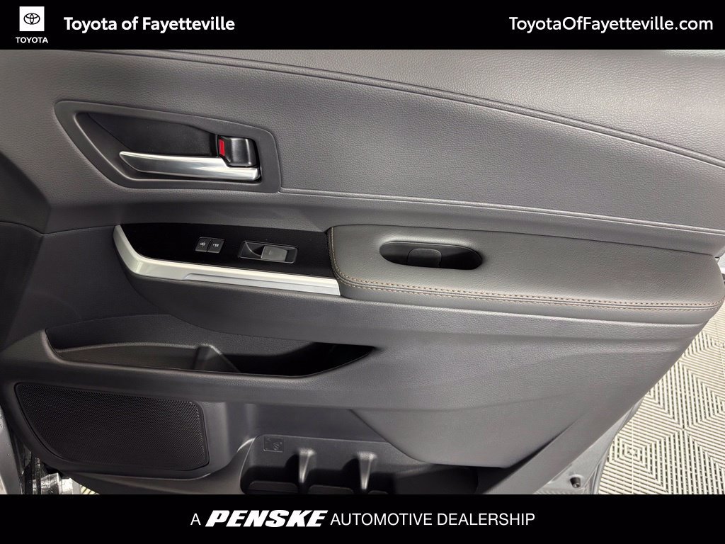 New 2026 Toyota Sienna Platinum AWD/4WD image 17