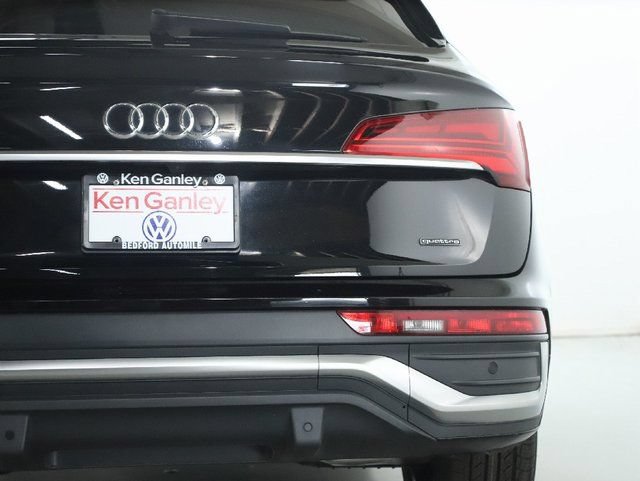 Used 2023 Audi Q5 2.0T Premium w/ Convenience Package AWD/4WD image 45