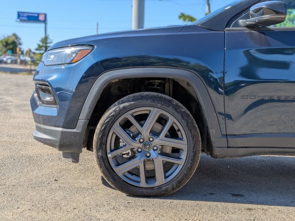 New 2026 Jeep Compass Limited w/ Sun, Sound & Navigation Group AWD/4WD image 10