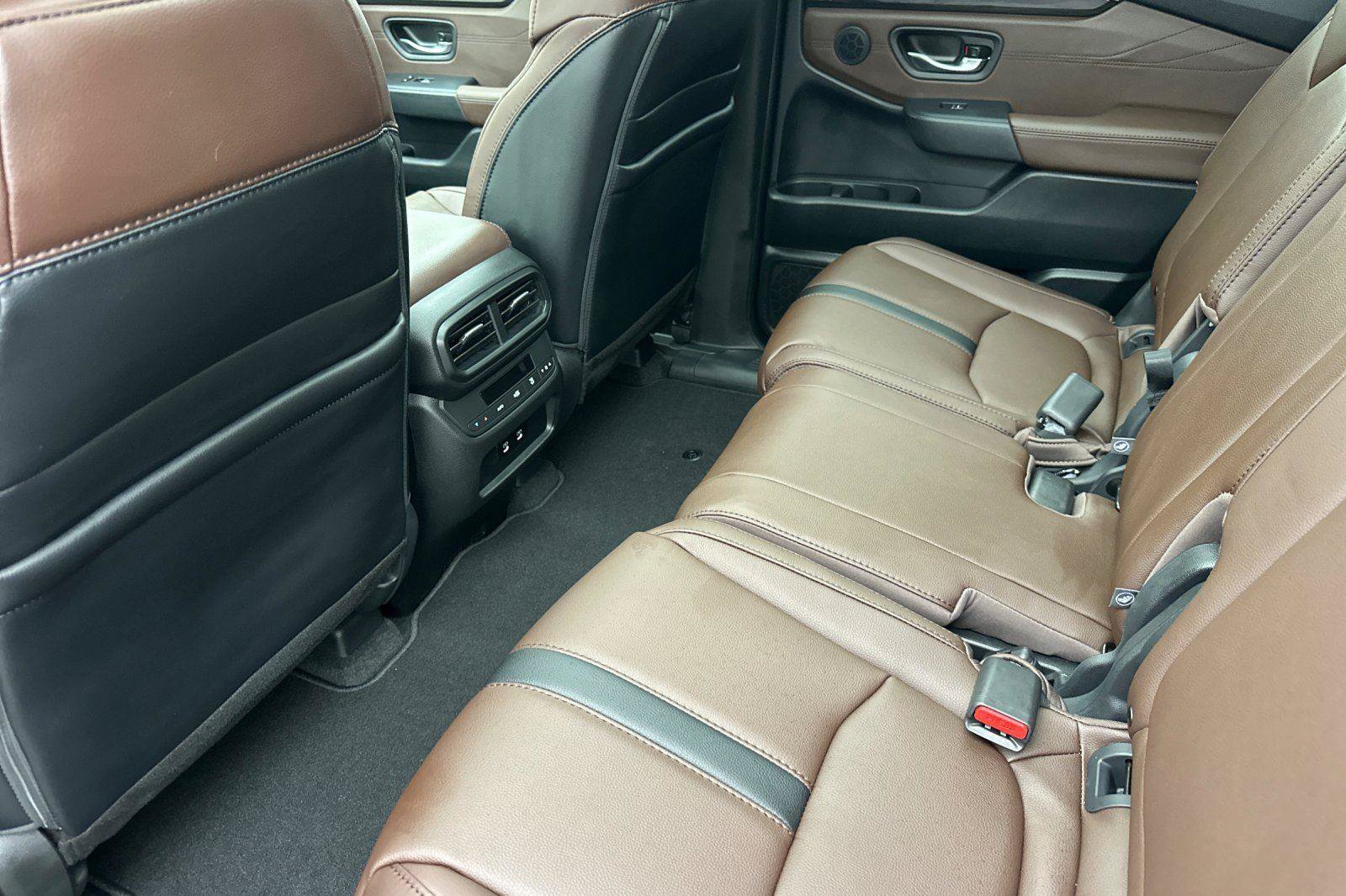 New 2026 Honda Pilot Touring image 12