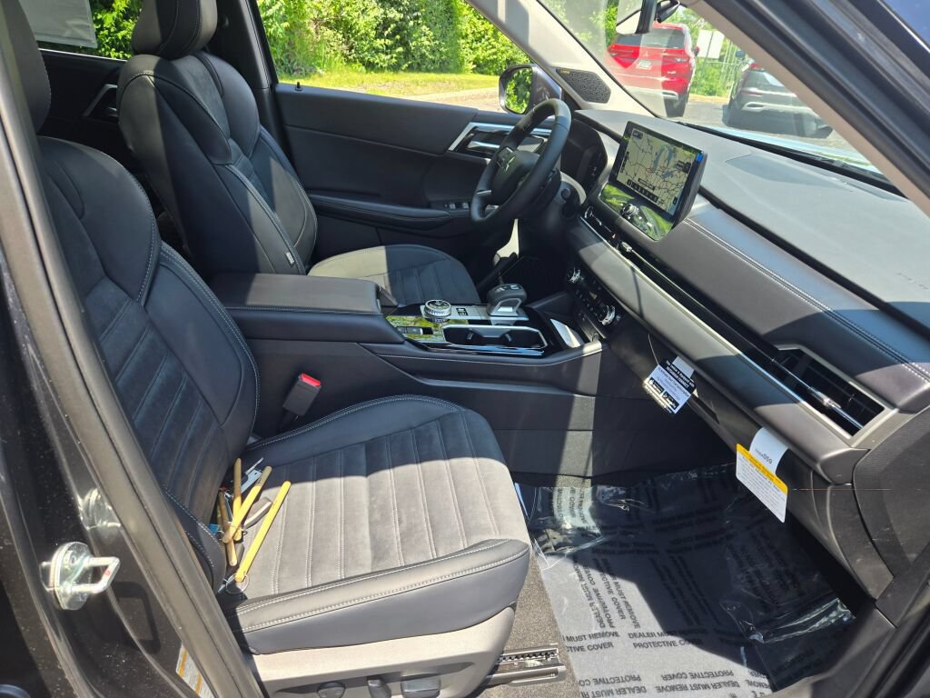 New 2026 Mitsubishi Outlander SE AWD/4WD image 4