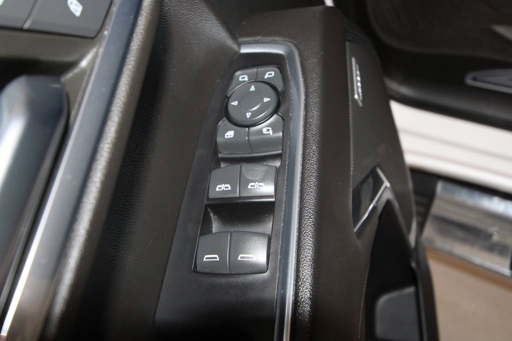 Used 2022 GMC Sierra 1500 SLT w/ SLT Premium Plus Package AWD/4WD image 6