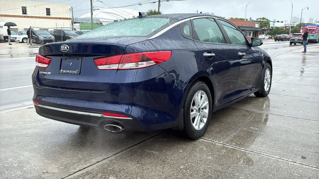 Used 2017 Kia Optima LX FWD image 14