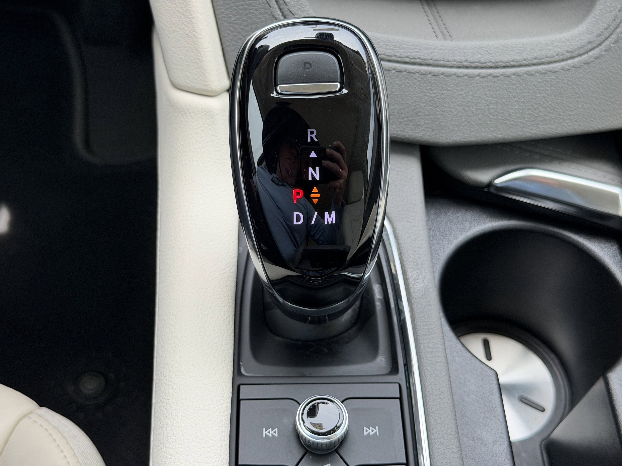 New 2026 Cadillac XT5 Premium Luxury w/ Driver Assist Package FWD image 25