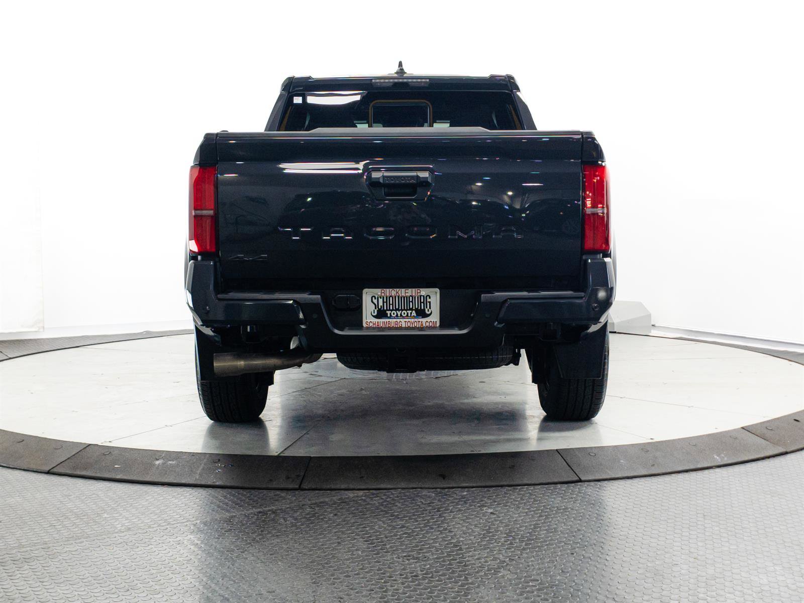 Certified 2024 Toyota Tacoma TRD Sport w/ TRD Sport Upgrade Package AWD/4WD image 10