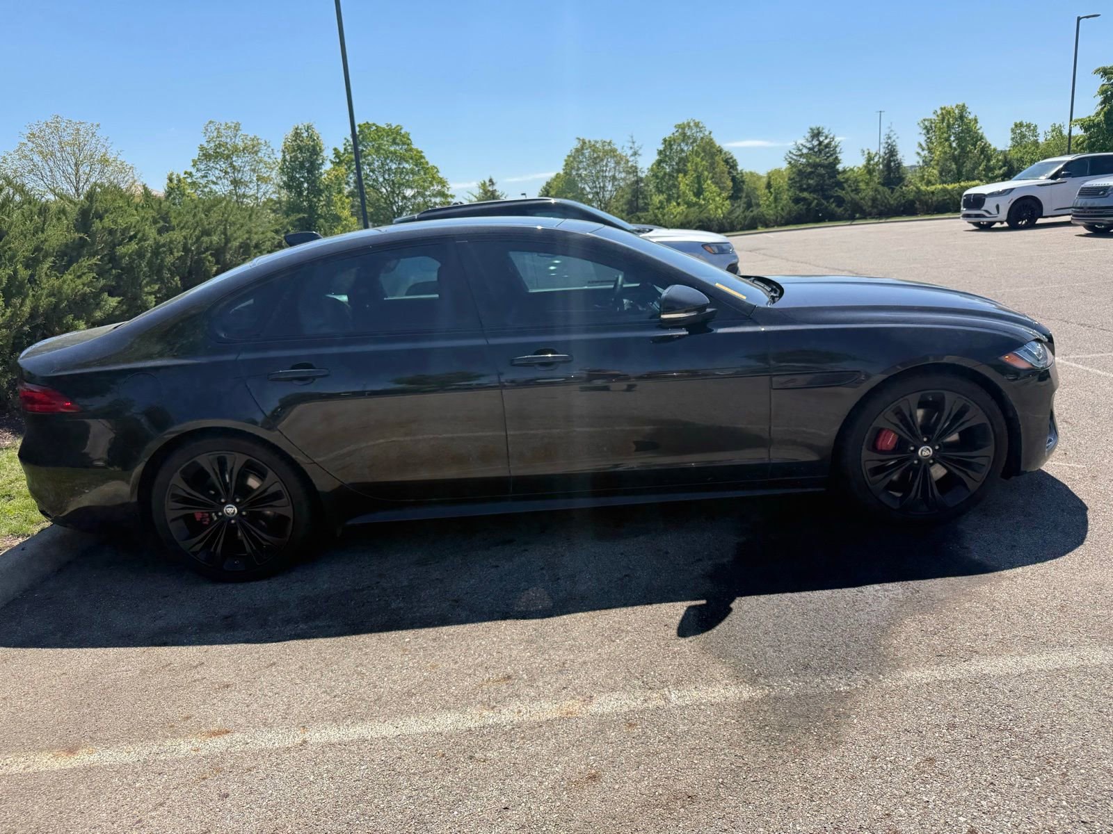 Used 2024 Jaguar XF R-Dynamic SE AWD/4WD image 4