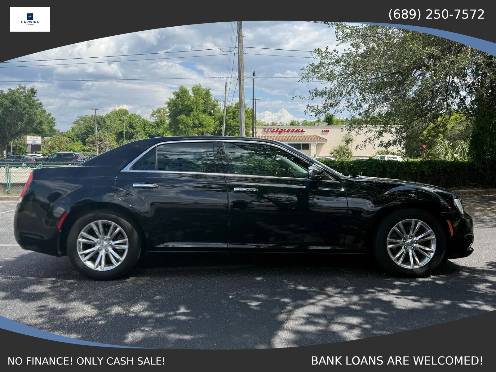 Used 2015 Chrysler 300 C RWD image 4