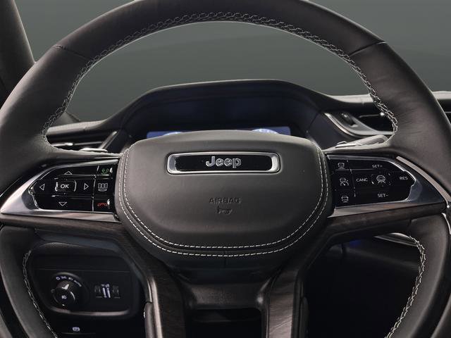 New 2025 Jeep Grand Cherokee L Overland w/ Advanced Protech Group III image 18