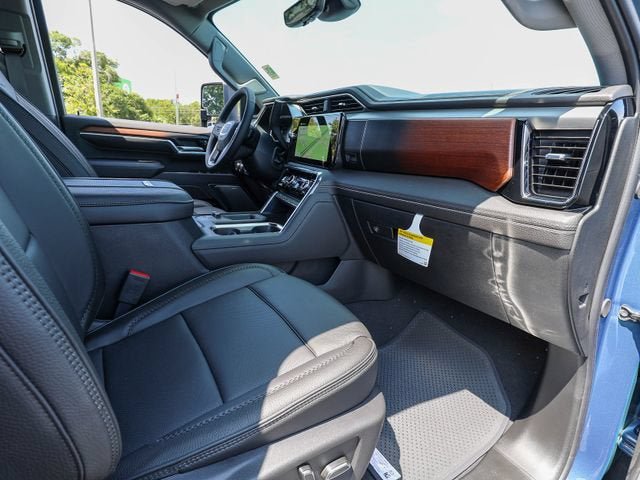 New 2026 GMC Sierra 2500 Denali w/ Denali Reserve Package AWD/4WD image 24