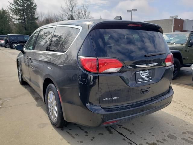 New 2026 Chrysler Voyager LX image 4