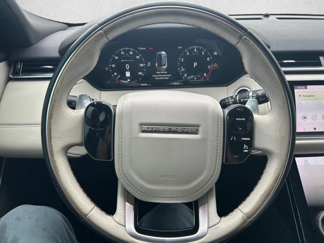 Used 2018 Land Rover Range Rover Velar R-Dynamic SE AWD/4WD image 11
