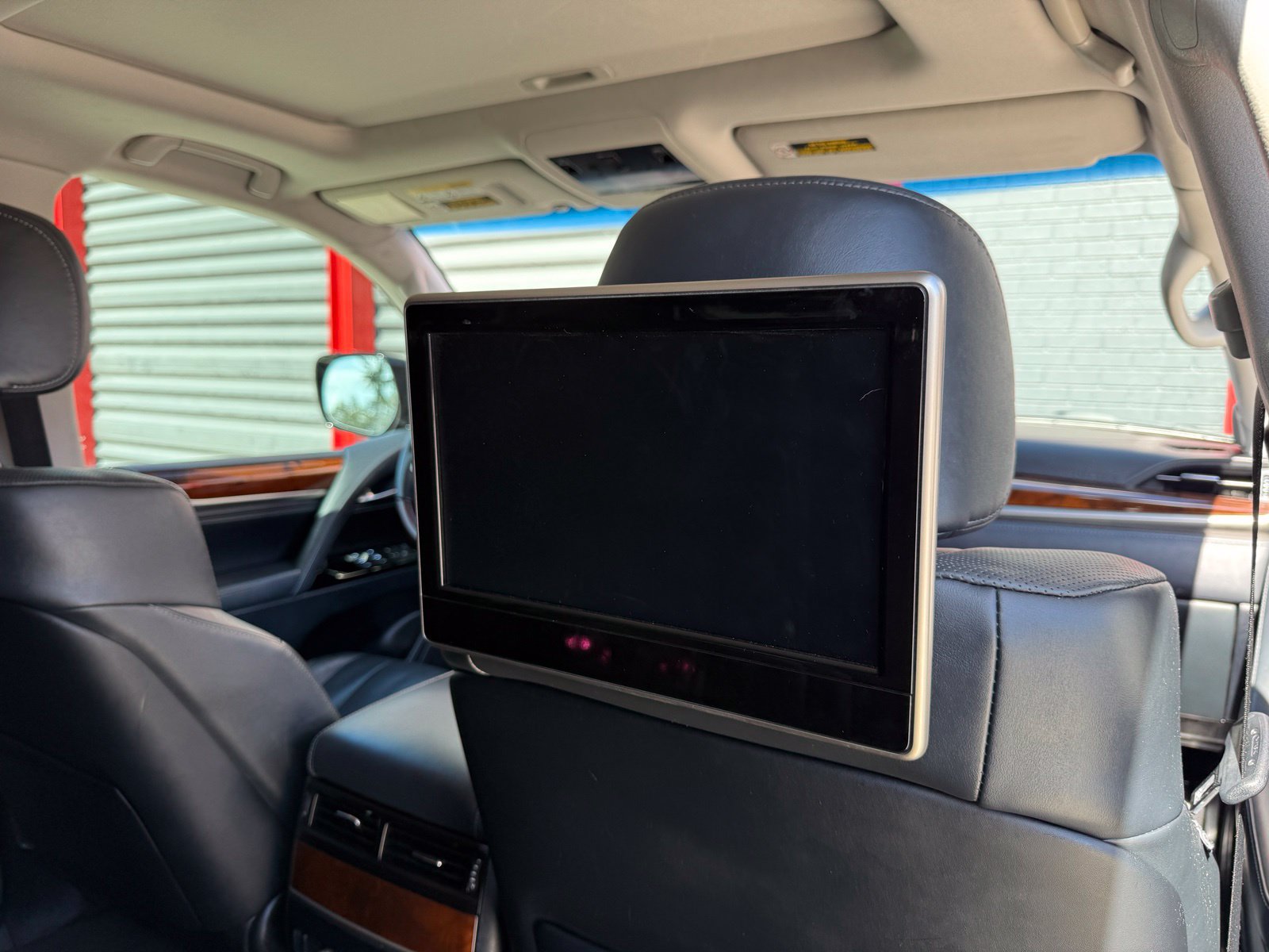 Used 2019 Lexus LX 570 4WD w/ Luxury Package image 42