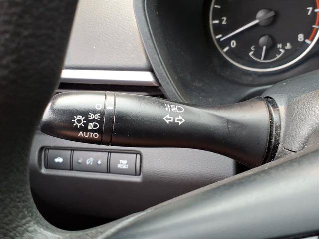 Used 2022 Nissan Altima 2.5 SV FWD image 19