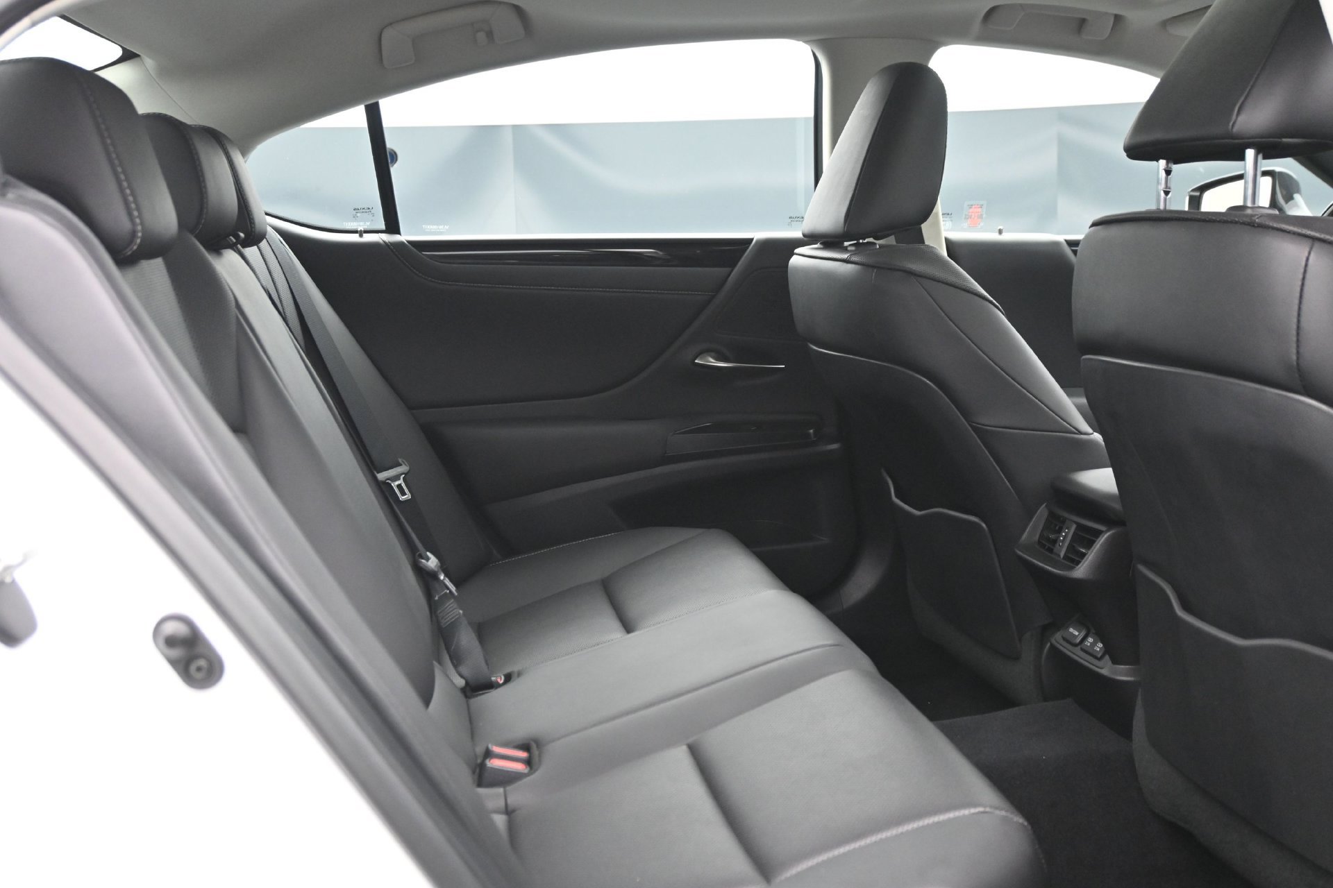 Used 2021 Lexus ES 250 AWD/4WD image 14