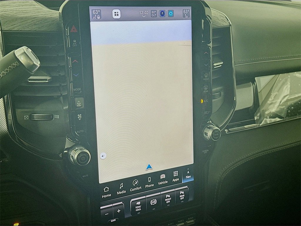 New 2025 RAM 2500 Limited w/ Towing Technology Group image 15