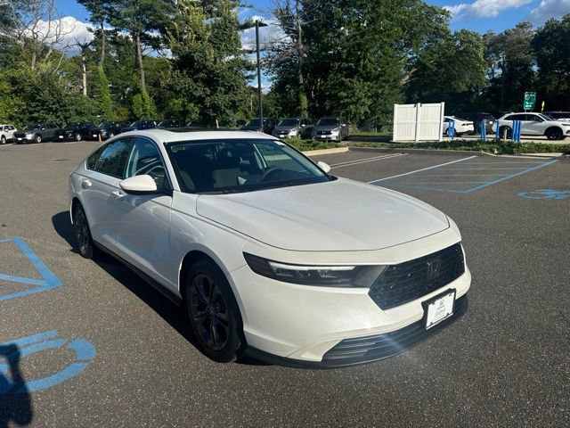 Certified 2023 Honda Accord EX image 10