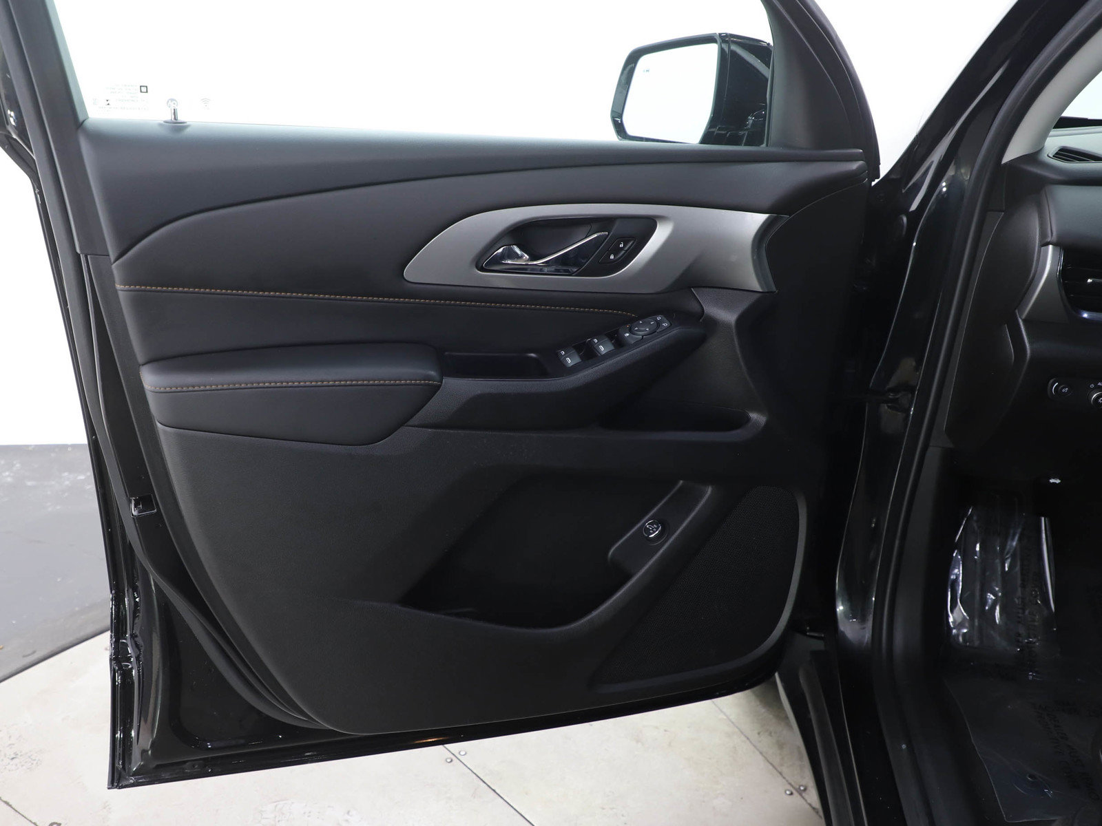 Used 2020 Chevrolet Traverse LT AWD/4WD image 19