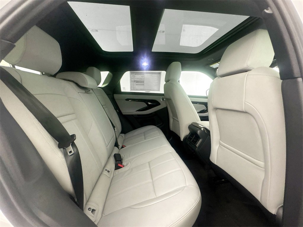 New 2026 Land Rover Range Rover Evoque S image 27