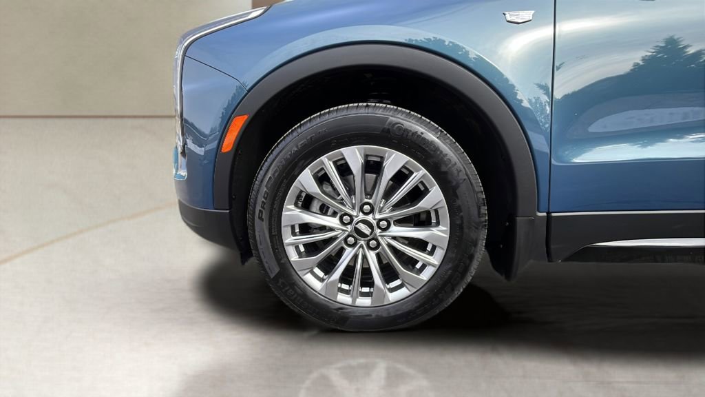 Certified 2024 Cadillac XT4 Premium Luxury image 19