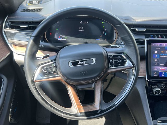 Certified 2022 Jeep Grand Cherokee Summit AWD/4WD image 14