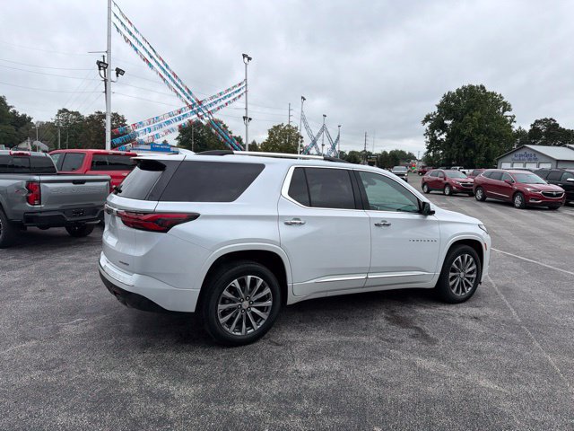 Used 2023 Chevrolet Traverse Premier w/ LPO, Floor Liner Package AWD/4WD image 14