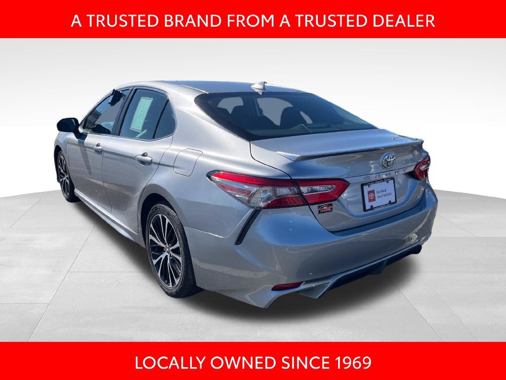 Certified 2019 Toyota Camry SE FWD image 4