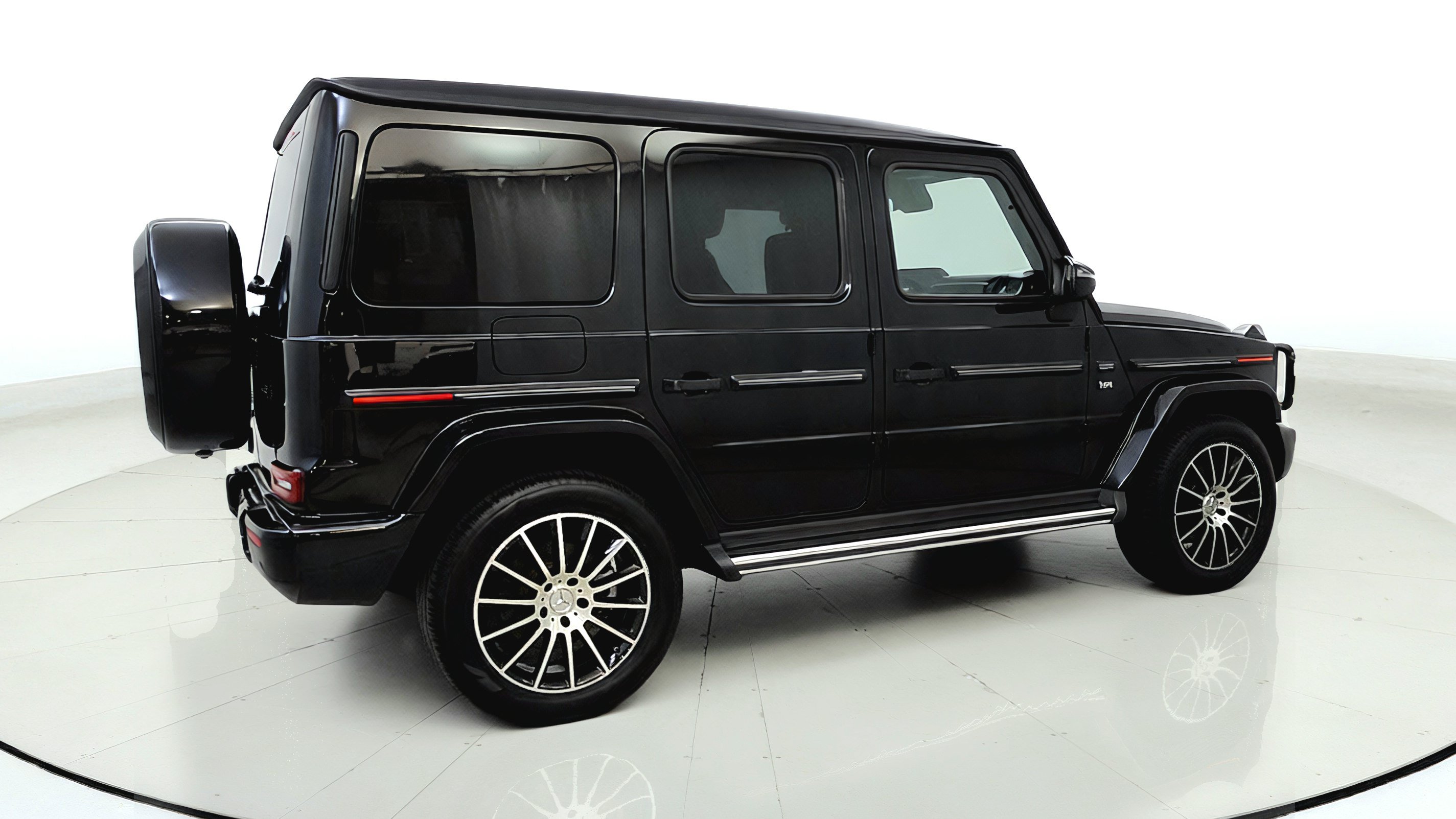 Used 2022 Mercedes-Benz G 550 image 7