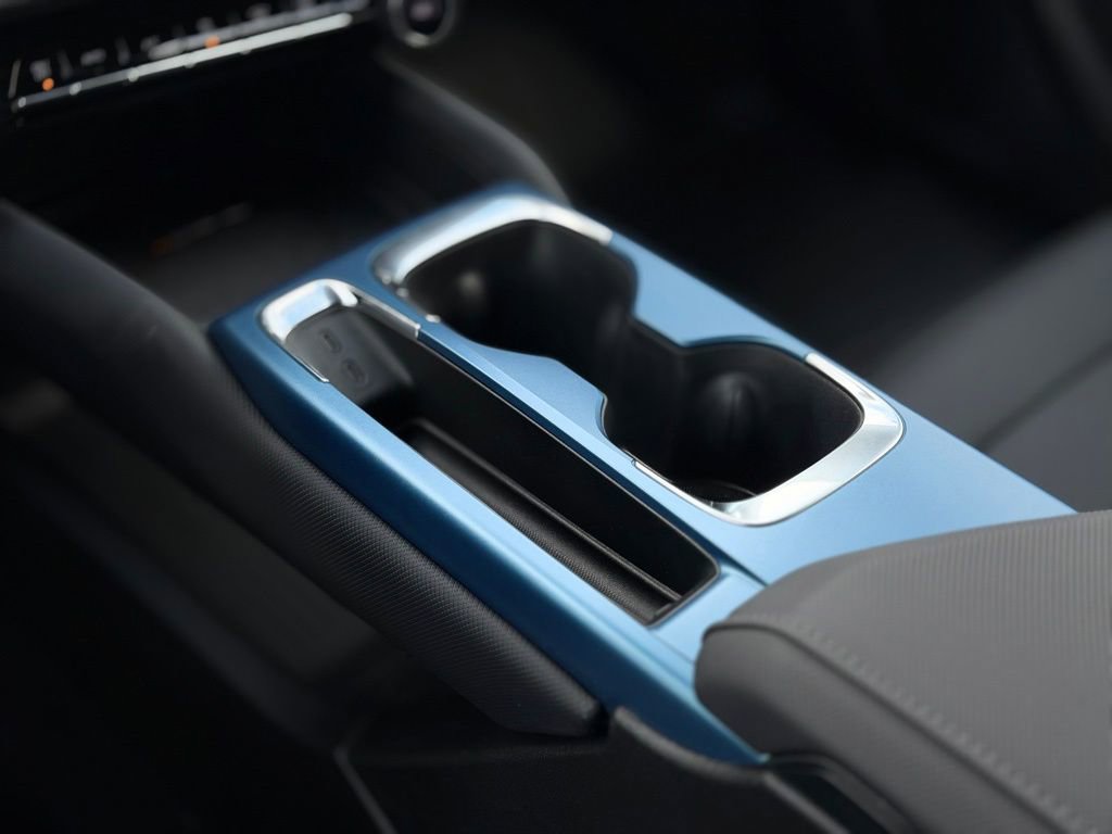 New 2026 Chevrolet Equinox EV LT image 16