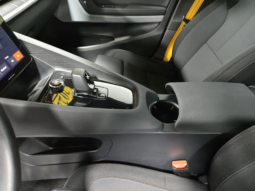 Used 2022 Polestar Polestar 2 w/ Performance Package image 28