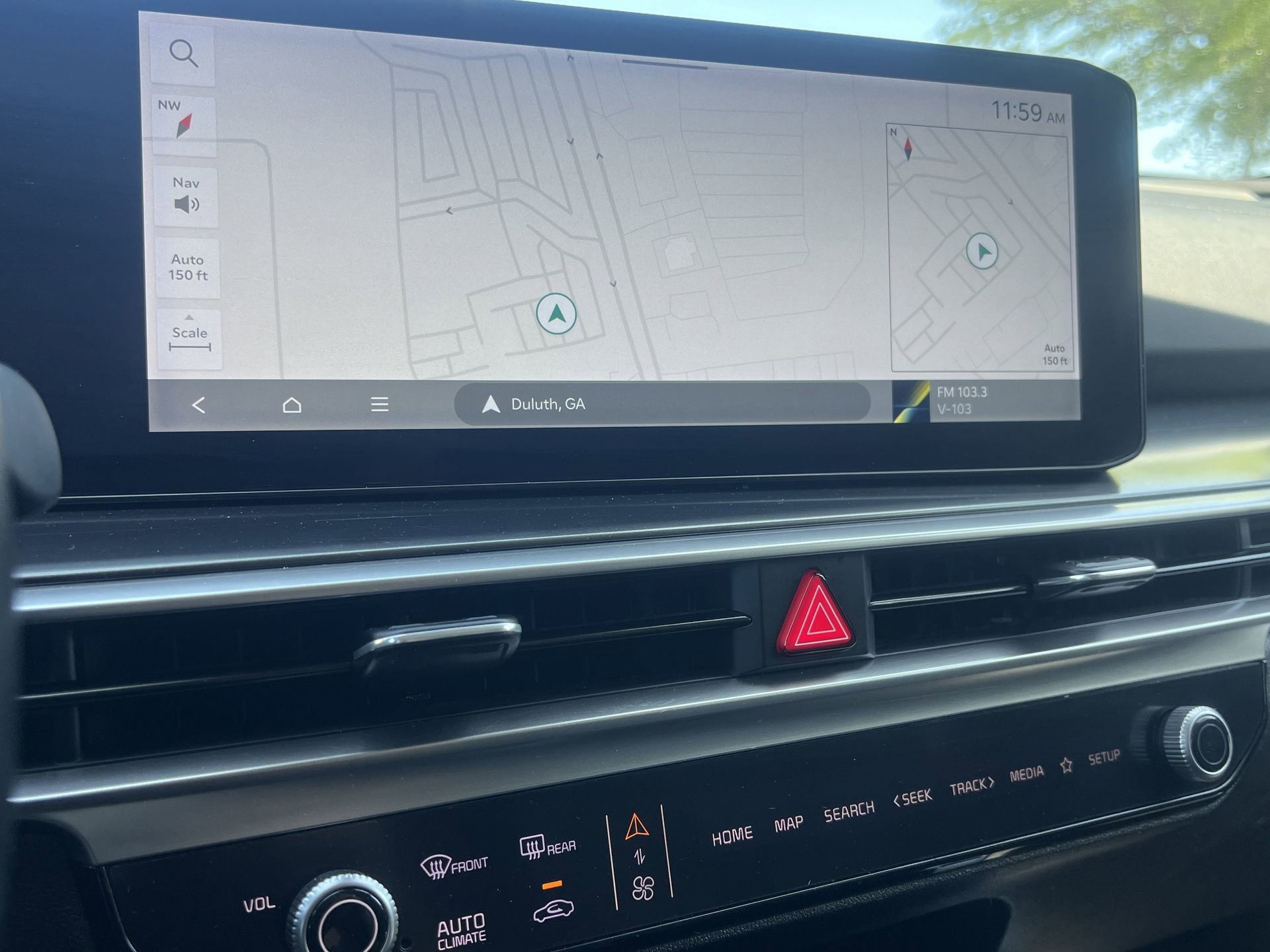 Used 2024 Kia Sorento S image 5