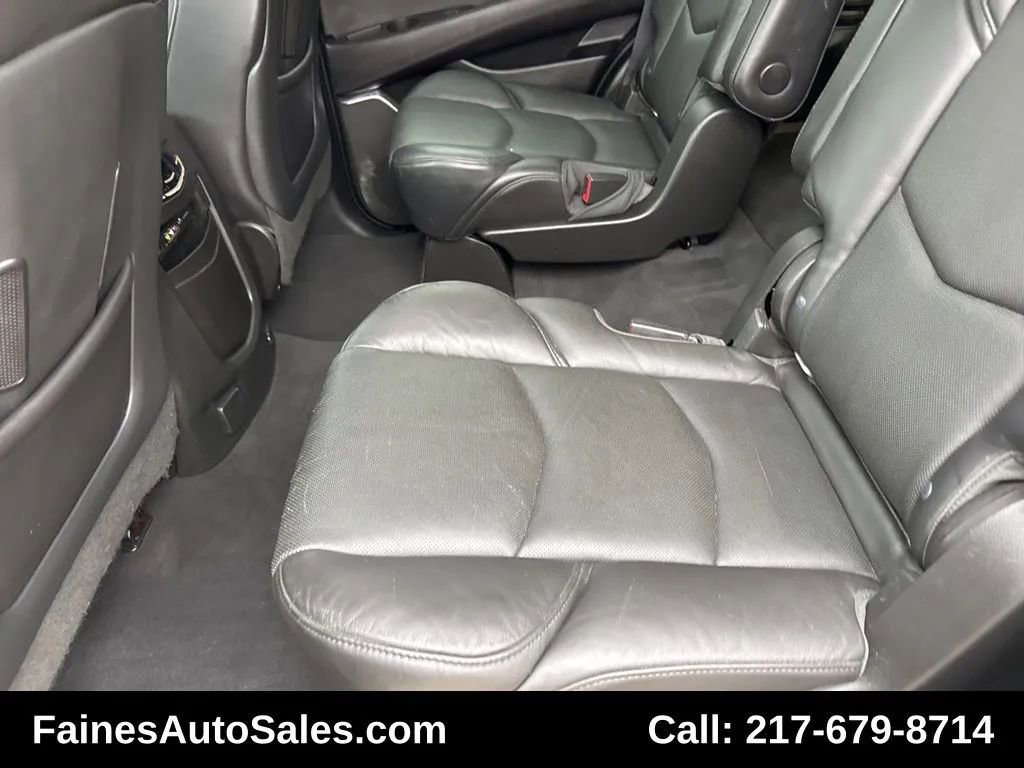 Used 2015 Cadillac Escalade Premium image 40