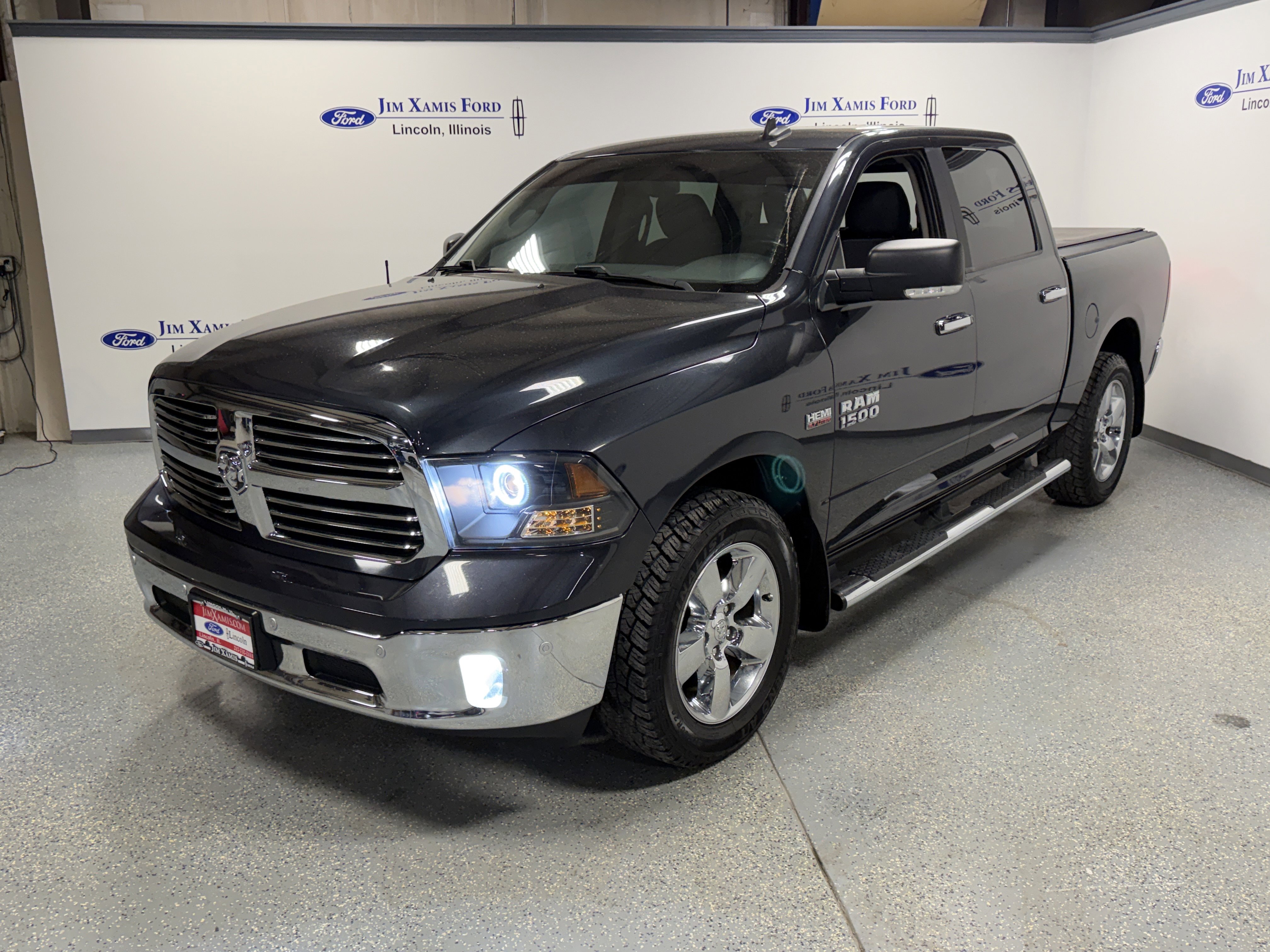 Used 2017 RAM 1500 Big Horn image 3