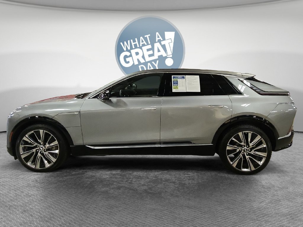 Certified 2026 Cadillac Lyriq Signature Luxury w/ Nappa Leather Package AWD/4WD image 8