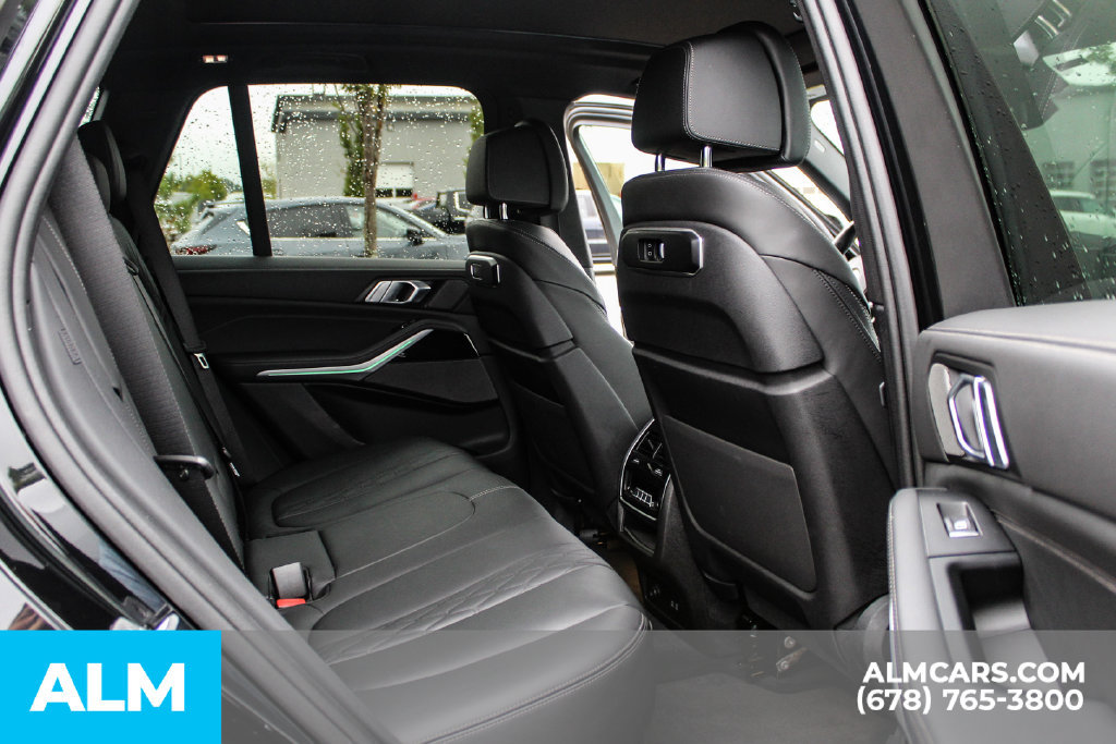 Used 2024 BMW X5 M60i AWD/4WD image 17