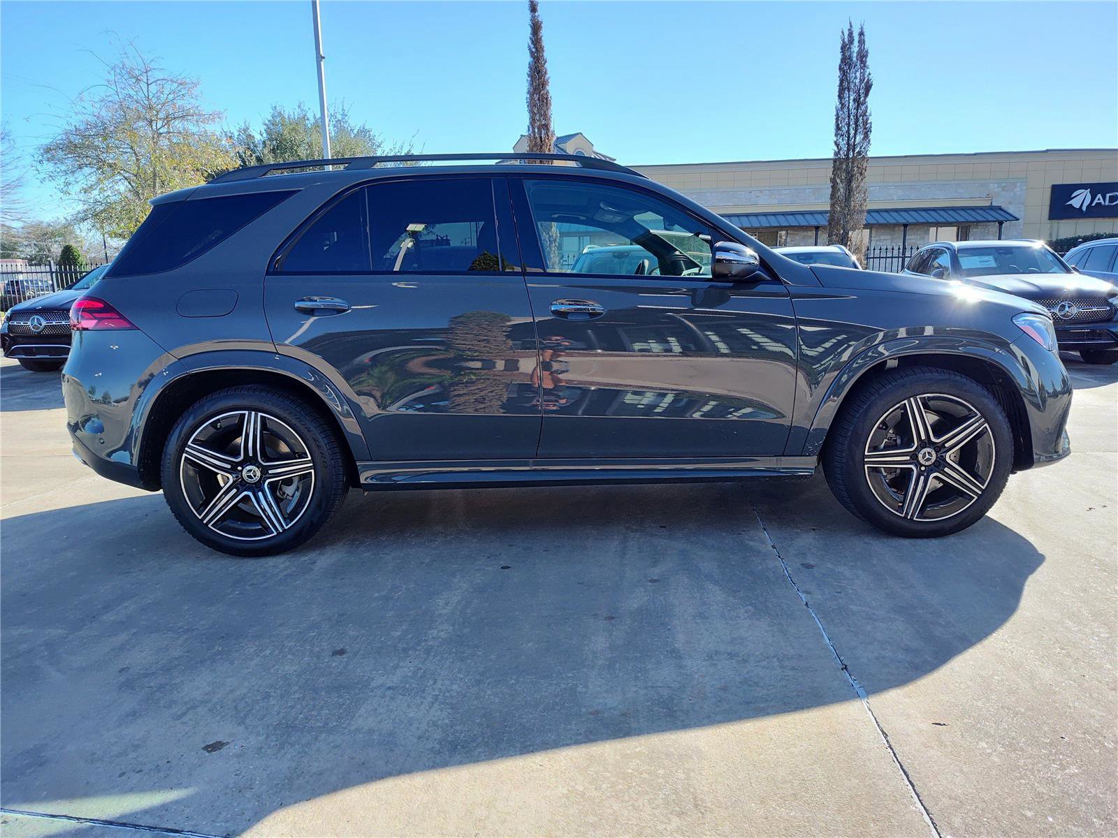 Used 2026 Mercedes-Benz GLE 350 4MATIC image 9