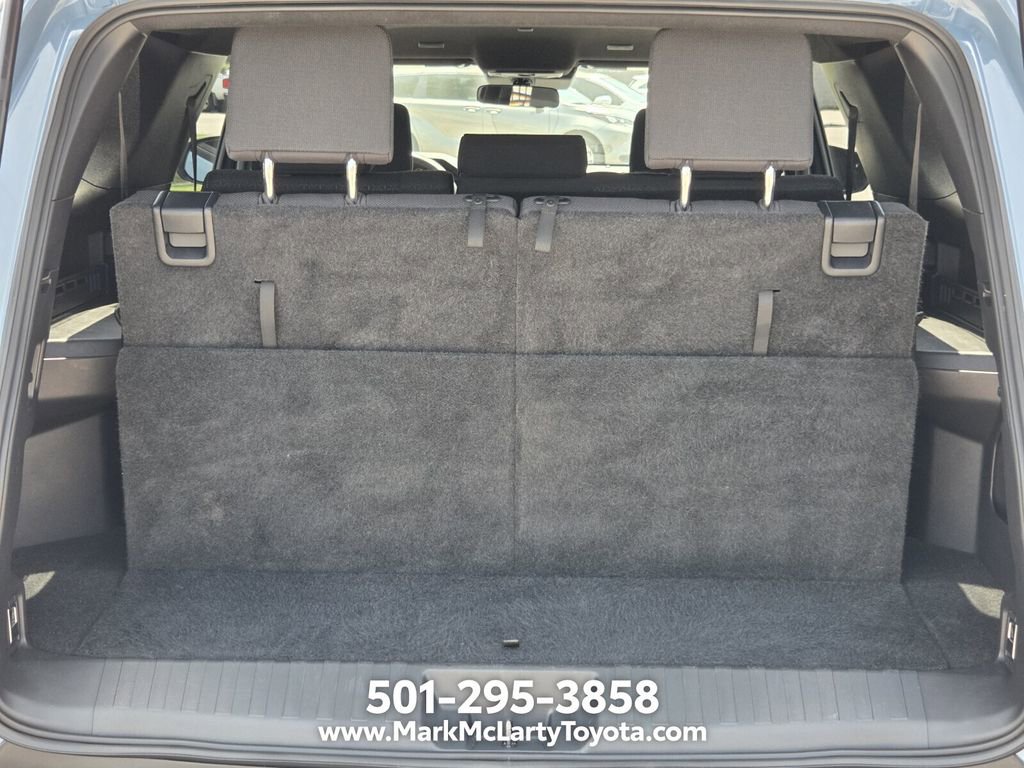 Used 2025 Toyota 4Runner SR5 AWD/4WD image 13
