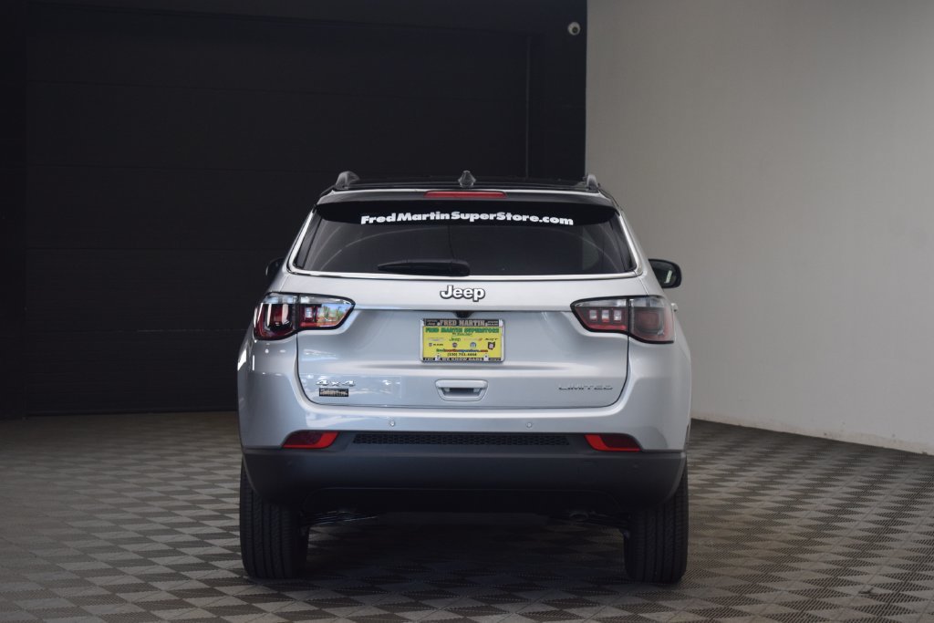 New 2026 Jeep Compass Limited AWD/4WD image 11