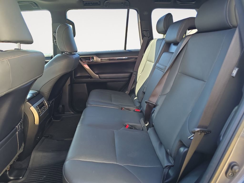 Used 2020 Lexus GX 460 Premium image 19