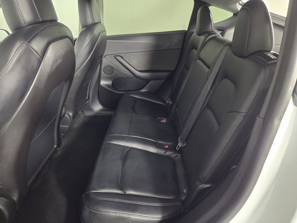 Used 2020 Tesla Model Y Long Range AWD/4WD image 23